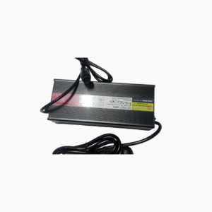 Chargeur 66.4V 6.5Ah